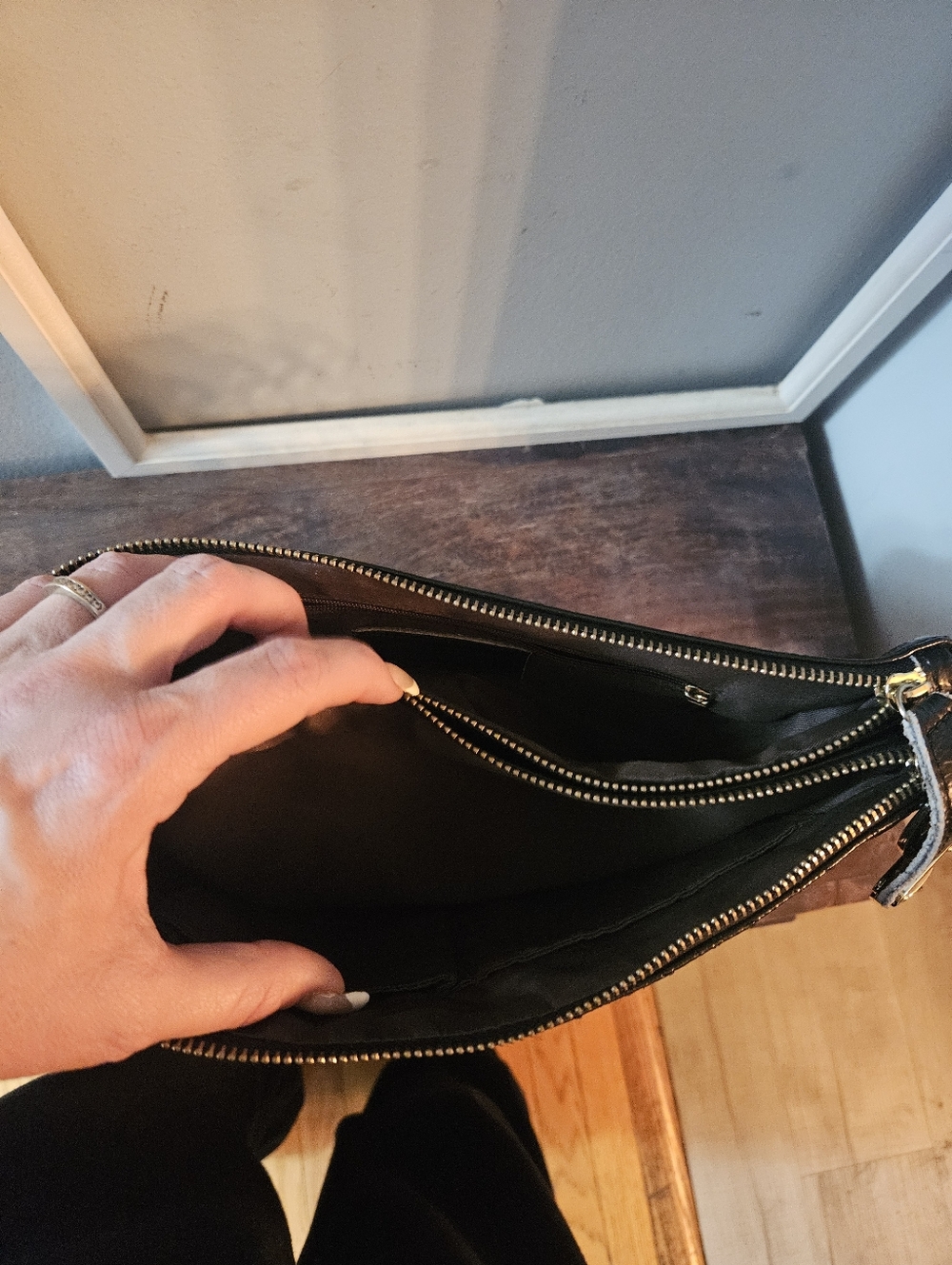 Soltani Vintage Quilted Black Shoulder Bag with Gold Chain Handle - Picture 6 of 6